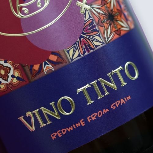 Wine-label-with-relief-embossing